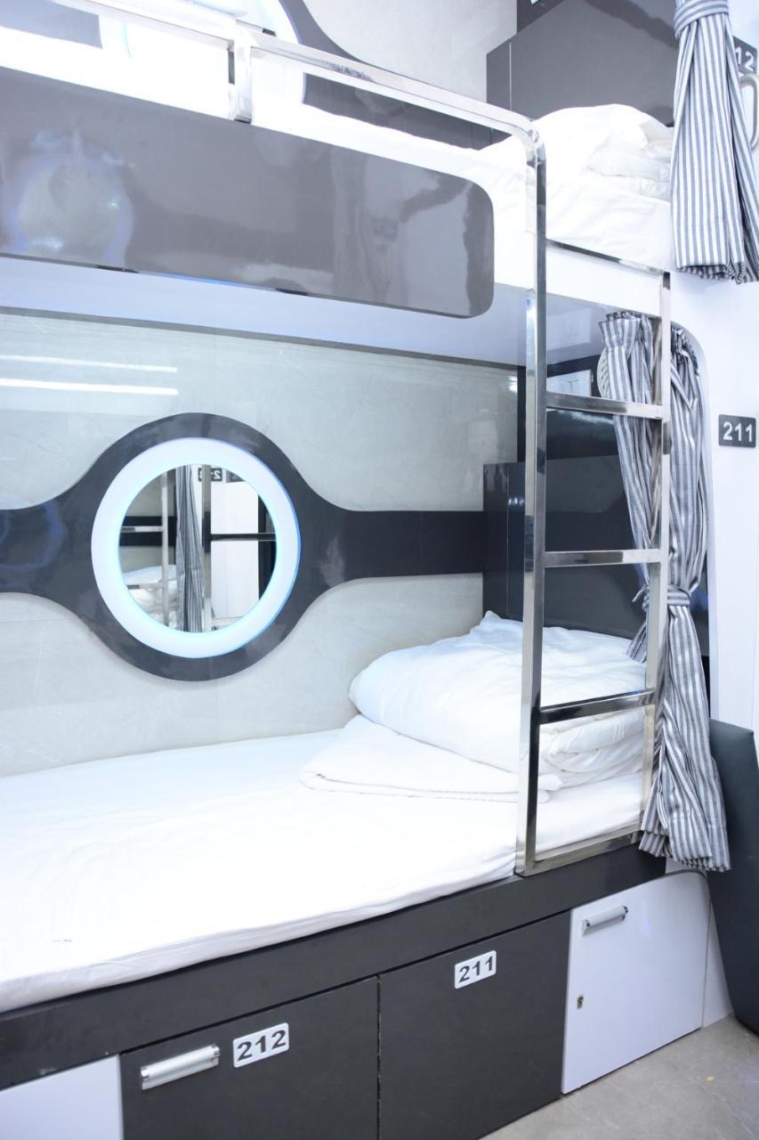 Ocean Dormitory Мумбай Екстериор снимка