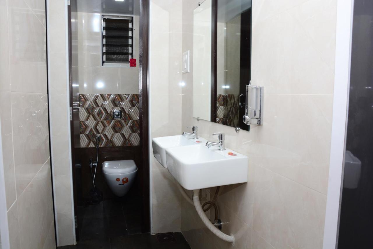 Ocean Dormitory Мумбай Екстериор снимка