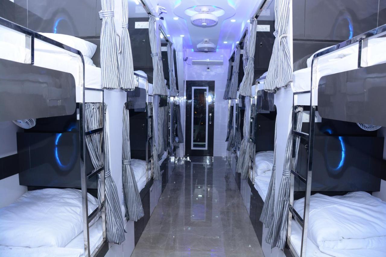 Ocean Dormitory Мумбай Екстериор снимка