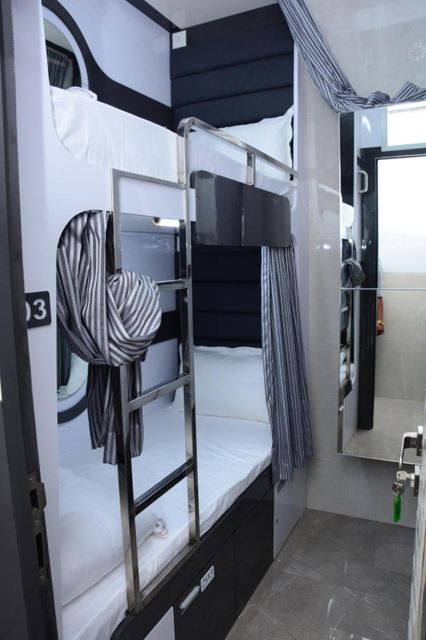 Ocean Dormitory Мумбай Екстериор снимка