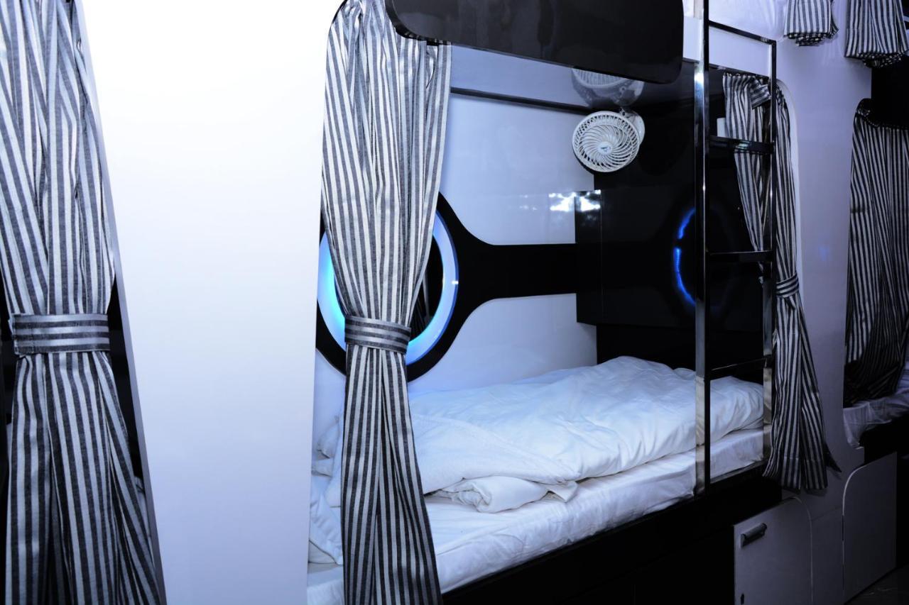 Ocean Dormitory Мумбай Екстериор снимка