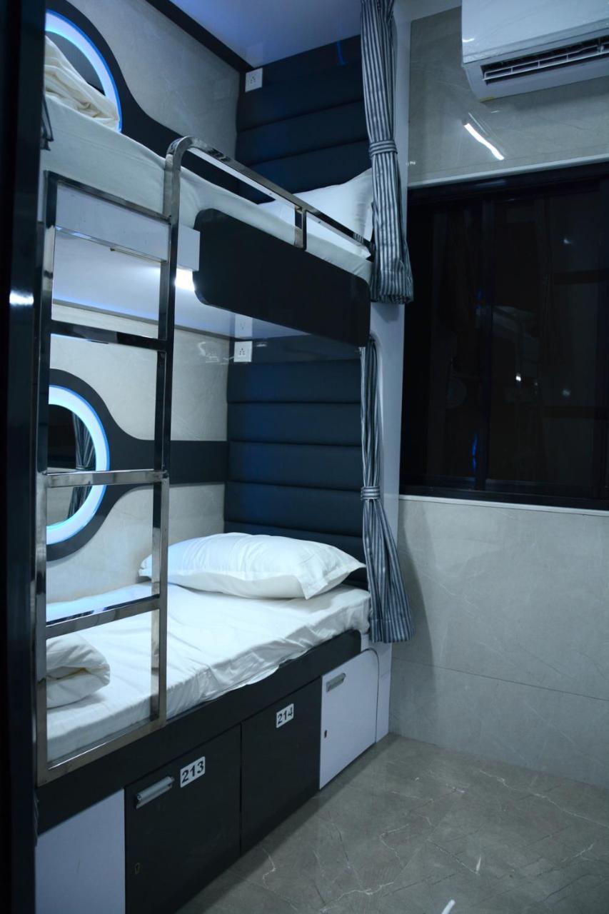Ocean Dormitory Мумбай Екстериор снимка