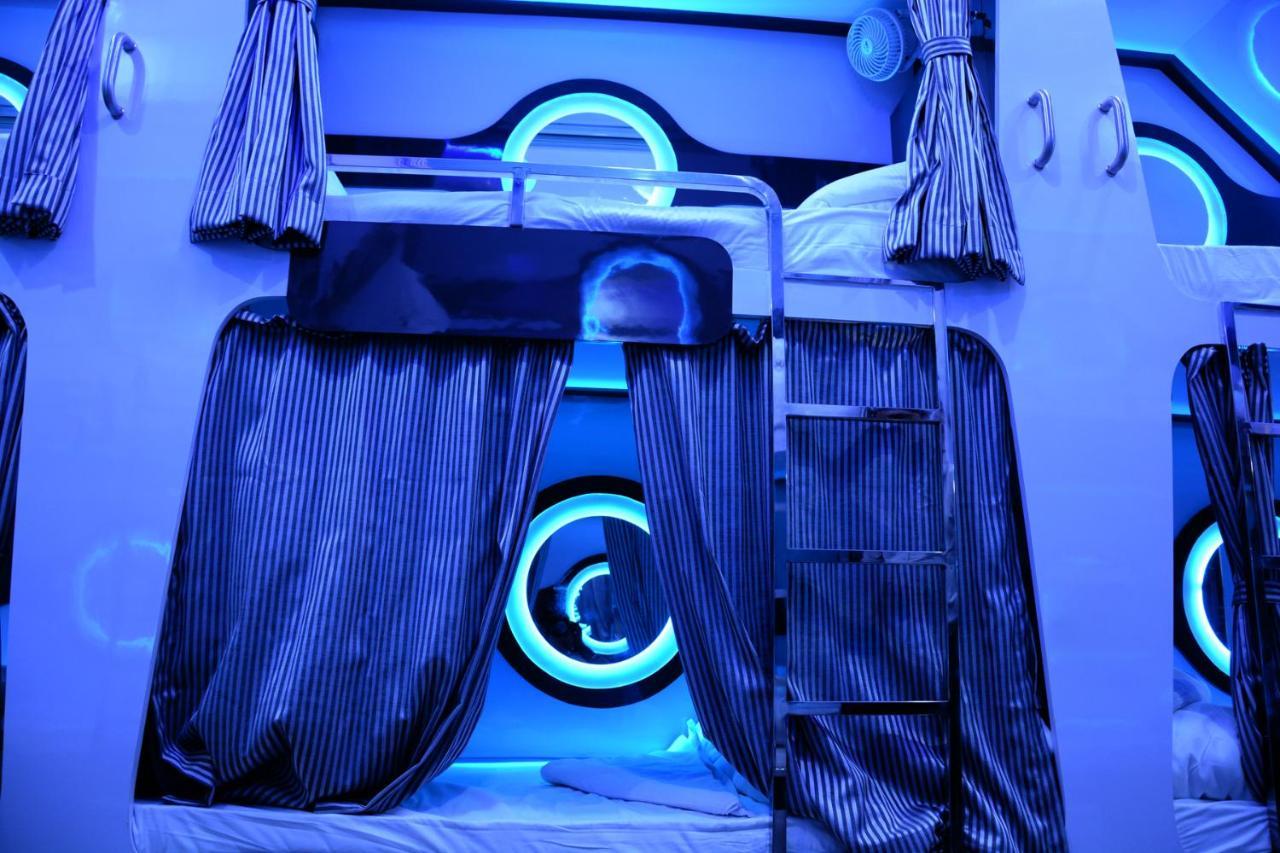 Ocean Dormitory Мумбай Екстериор снимка